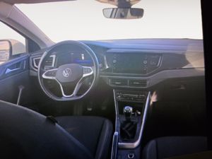 Volkswagen Taigo Life 1.0 TSI 81kW (110CV)  - Foto 15