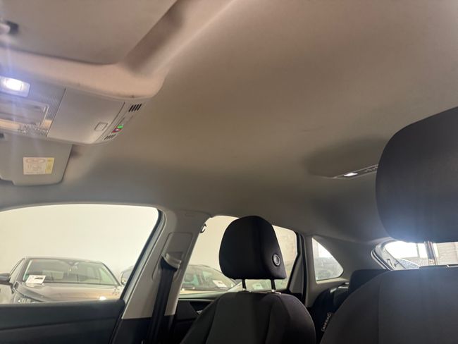 Volkswagen Taigo Life 1.0 TSI 81kW (110CV)  - Foto 18