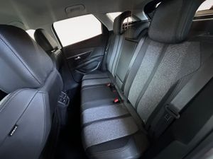 Peugeot 3008 Hybrid 225 e-EAT8 Allure  - Foto 17