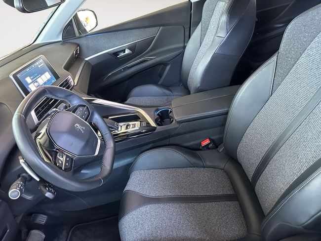 Peugeot 3008 Hybrid 225 e-EAT8 Allure  - Foto 9