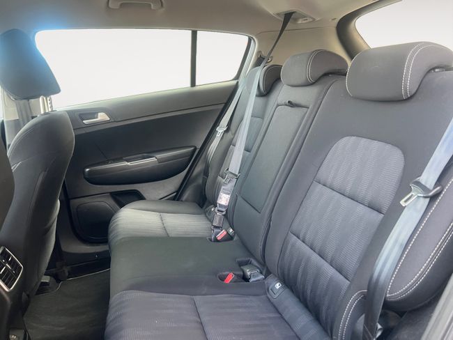 Kia Sportage 1.6 MHEV Drive 85kW (115CV) 4x2  - Foto 11