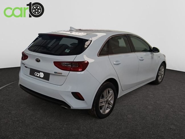 Kia Ceed 1.0 MHEV 88kW (120CV) Drive DCT  - Foto 5