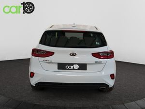 Kia Ceed 1.0 MHEV 88kW (120CV) Drive DCT  - Foto 5
