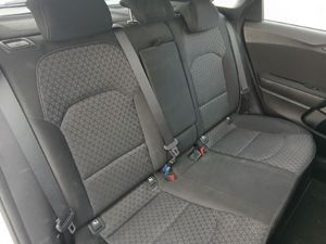 Kia Ceed 1.0 MHEV 88kW (120CV) Drive DCT  - Foto 17