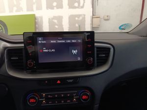 Kia Ceed 1.0 MHEV 88kW (120CV) Drive DCT  - Foto 27