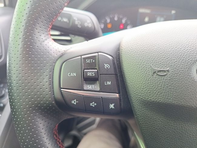 Ford Focus 1.0 Ecoboost MHEV 92kW ST-Line  - Foto 17