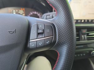 Ford Focus 1.0 Ecoboost MHEV 114kW ST-Line  - Foto 33