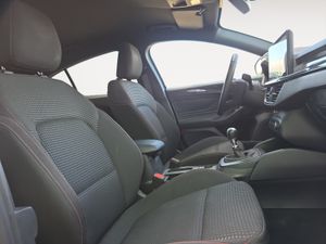 Ford Focus 1.0 Ecoboost MHEV 114kW ST-Line  - Foto 29