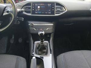 Peugeot 308 5P Style BlueHDi 100 S&S 6 Vel. MAN  - Foto 21