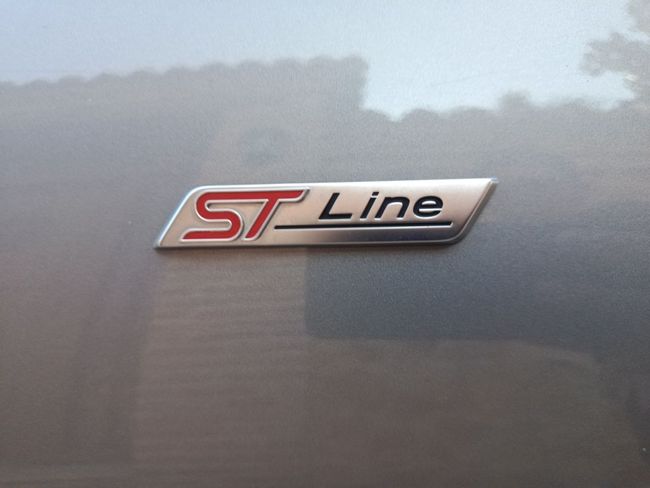 Ford Kuga ST-Line 1.5T EcoBoost 110kW (150CV)  - Foto 7