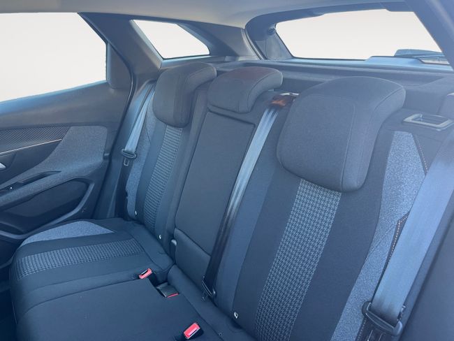 Peugeot 3008 1.5 BlueHDi 96kW (130CV) S&S Active Pack  - Foto 11