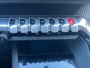 Peugeot 3008 1.5 BlueHDi 96kW (130CV) S&S Active Pack  - Foto 37