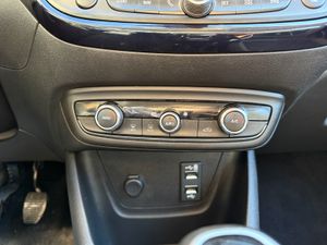 Opel Crossland X 1.2 81kW Design Line 120 Aniversario S/S  - Foto 31