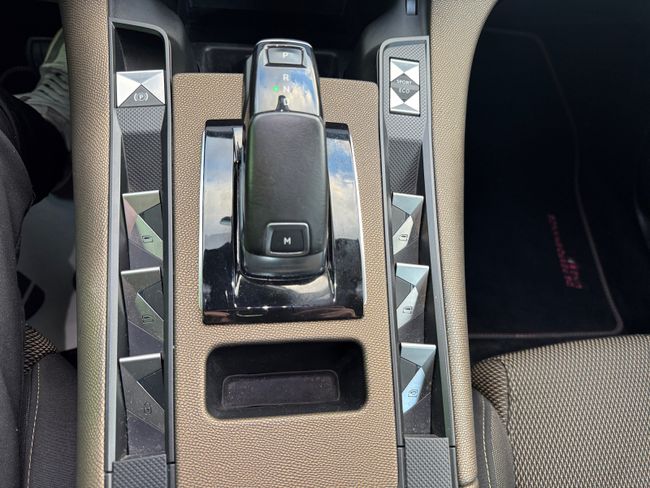 DS DS 7 Crossback BlueHDi DE 96kW (130CV) Auto.BE CHIC  - Foto 17