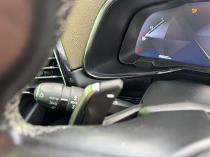 DS DS 7 Crossback BlueHDi DE 96kW (130CV) Auto.BE CHIC  - Foto 35