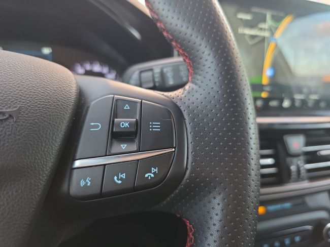 Ford Focus 1.0 Ecoboost MHEV 114kW ST-Line  - Foto 16