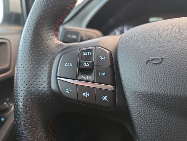 Ford Focus 1.0 Ecoboost MHEV 114kW ST-Line  - Foto 17