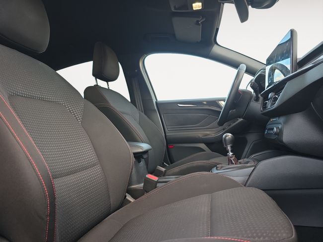 Ford Focus 1.0 Ecoboost MHEV 114kW ST-Line  - Foto 13