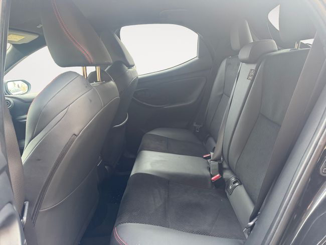 Toyota Yaris 1.5 130H GR Sport  - Foto 13