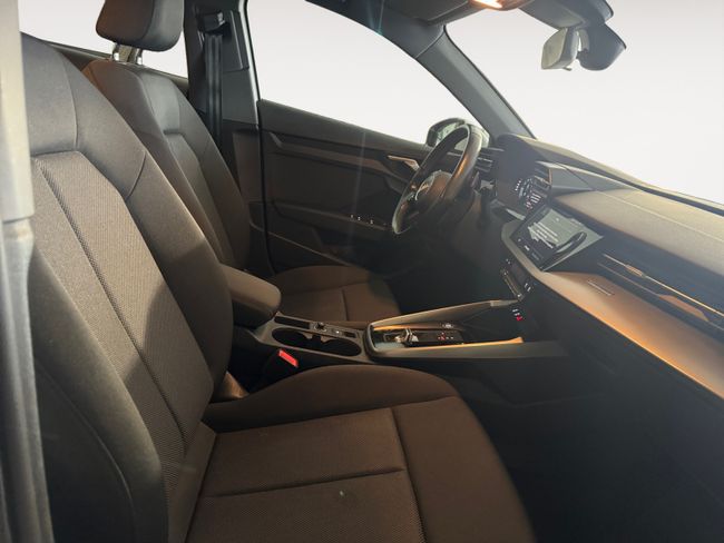 Audi A3 Sportback 30 TFSI 81kW (110CV) S tronic  - Foto 13