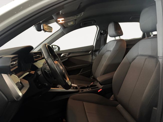 Audi A3 Sportback 30 TFSI 81kW (110CV) S tronic  - Foto 8