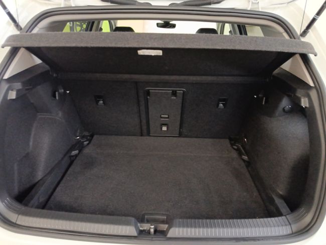 Volkswagen Golf Life 1.0 eTSI 81kW (110CV) DSG  - Foto 20