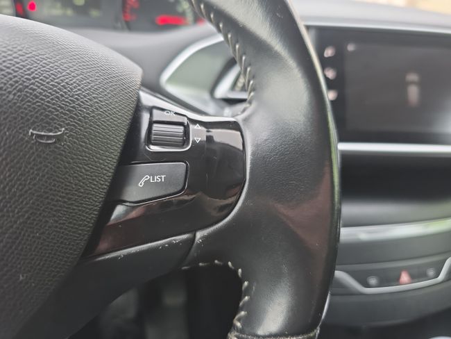 Peugeot 308 5p Business Line PureTech 110 S&S  - Foto 18