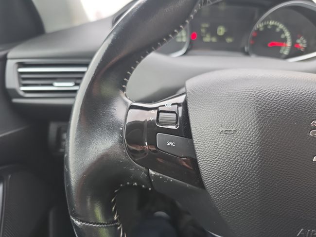 Peugeot 308 5p Business Line PureTech 110 S&S  - Foto 17