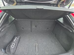 Volvo V40 1.5 T3 R-Design Momentum Auto  - Foto 37