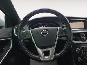 Volvo V40 1.5 T3 R-Design Momentum Auto  - Foto 17