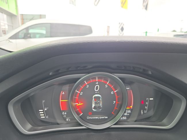 Volvo V40 1.5 T3 R-Design Momentum Auto  - Foto 16