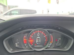 Volvo V40 1.5 T3 R-Design Momentum Auto  - Foto 29