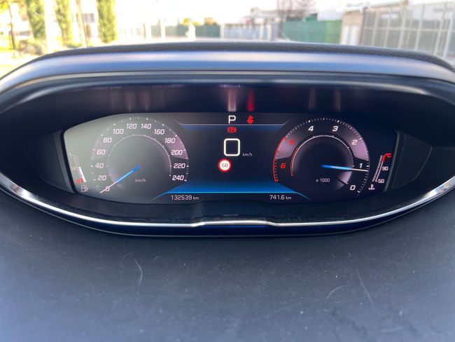 Peugeot 3008 1.5 BlueHDi 96kW (130CV) S&S Allure  - Foto 21