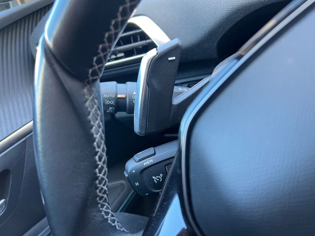 Peugeot 3008 1.5 BlueHDi 96kW (130CV) S&S Allure  - Foto 22