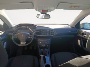 Peugeot 308 5p Active Pack BlueHDi 130 S&S  - Foto 13