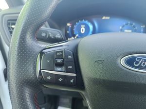 Ford Kuga ST-Line 1.5T EcoBoost 110kW (150CV)  - Foto 31