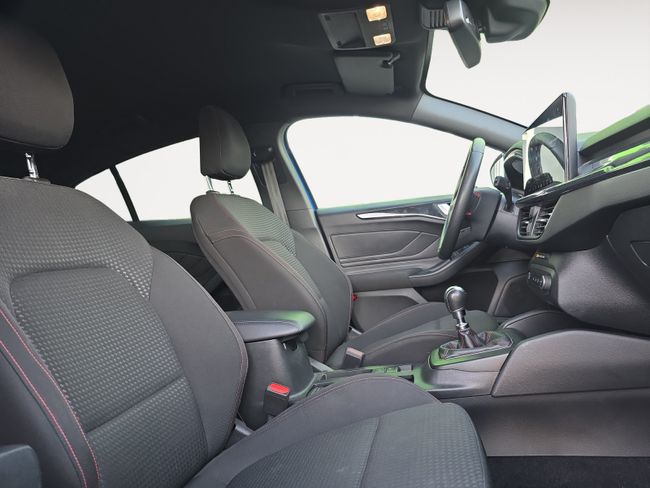 Ford Focus 1.0 Ecoboost MHEV 114kW ST-Line  - Foto 13