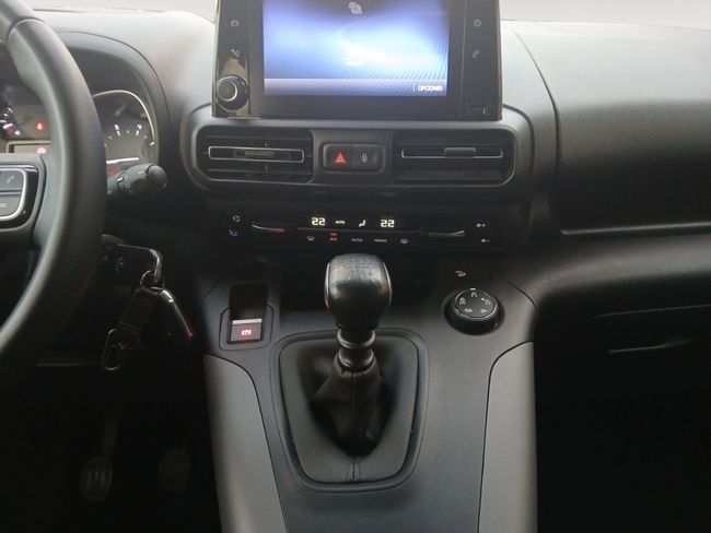 Toyota Proace City 1.5D 96kW Family Active 7 Plz L2  - Foto 10