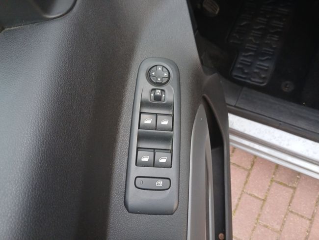 Toyota Proace City 1.5D 96kW Family Active 7 Plz L2  - Foto 15