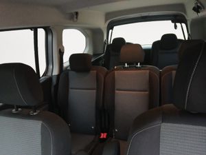 Toyota Proace City 1.5D 96kW Family Active 7 Plz L2  - Foto 25