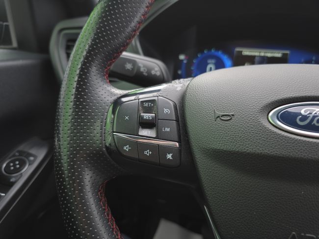 Ford Kuga ST-Line 1.5T EcoBoost 110kW (150CV)  - Foto 15