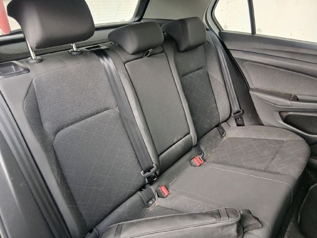 Volkswagen Golf Life 1.0 eTSI 81kW (110CV) DSG Variant  - Foto 11