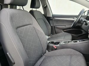 Volkswagen Golf Life 1.0 eTSI 81kW (110CV) DSG Variant  - Foto 17