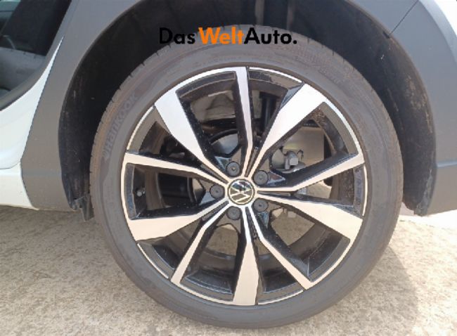 Volkswagen Taigo R-LINE 1.0 110CV  - Foto 10