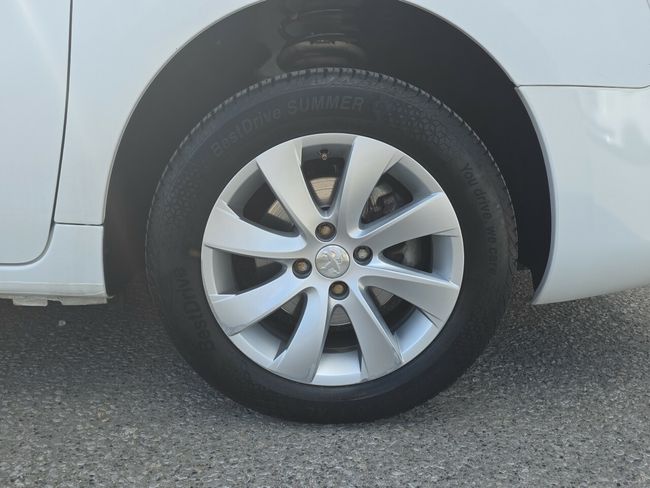 Peugeot Partner STYLE 1.6D 120CV  - Foto 13
