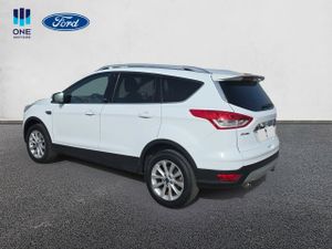 Ford Kuga TITANIUM 1.5ECOB 150CV  - Foto 4