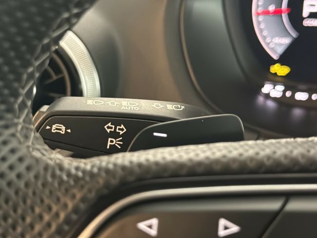 Audi Q2 ADRENALIN S-TRONIC 35TFSI 150CV  - Foto 12