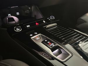 Audi Q6 BLACK LINE E-TRON QUATTRO 386CV  - Foto 13