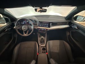 Audi A1 BLACK LINE 30TFSI 110CV SB  - Foto 8