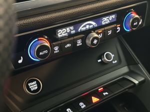 Audi Q3 Q3 BLACK LINE S-TRONIC 35TDI 150CV  - Foto 13